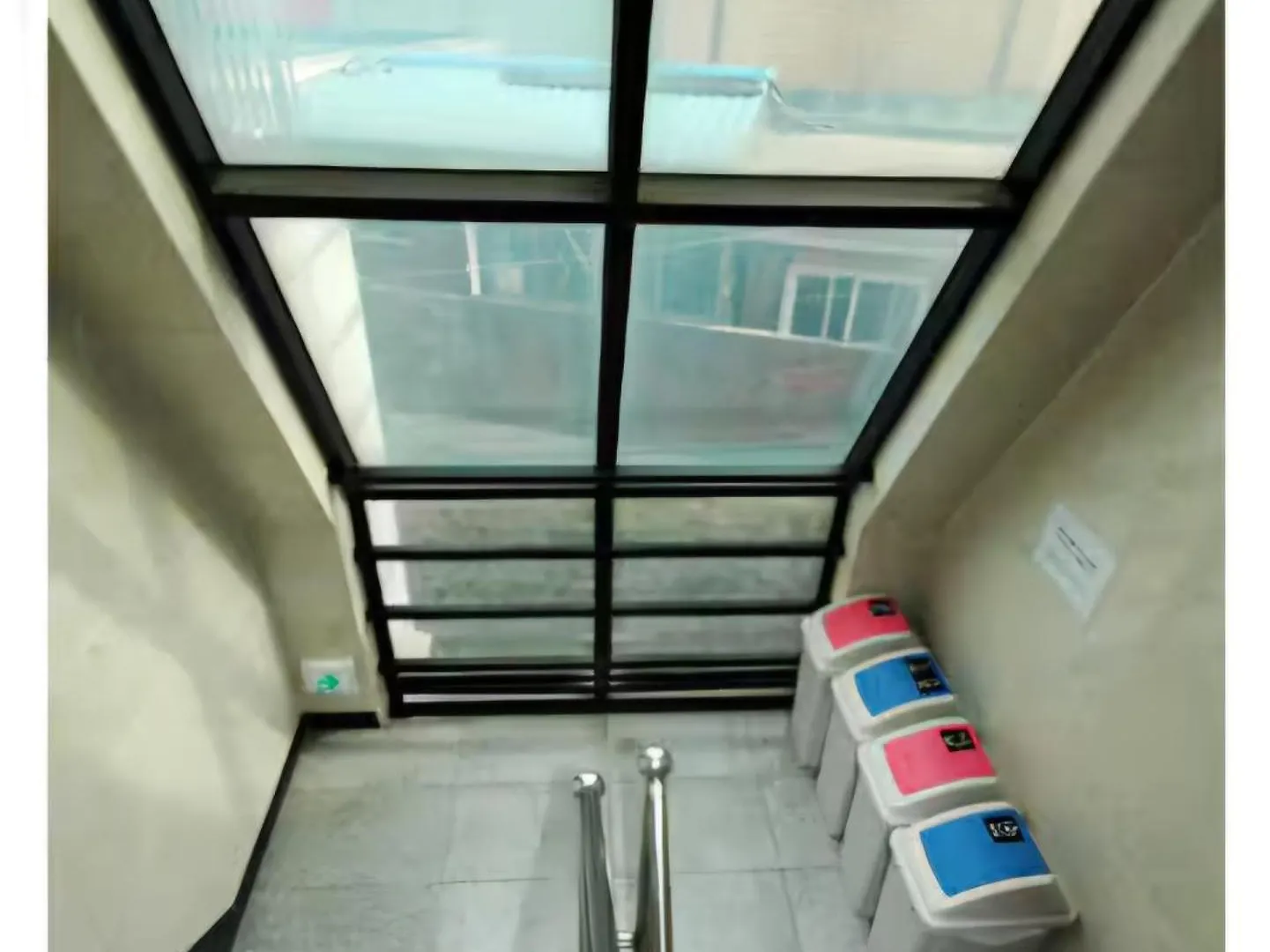 Male-Only Single Room In Seoul, Quiet, Convenient Access To Anywhere In Seoul, Great View, Good Value, Shared Kitchen, Randomly Assigned Отель типа 