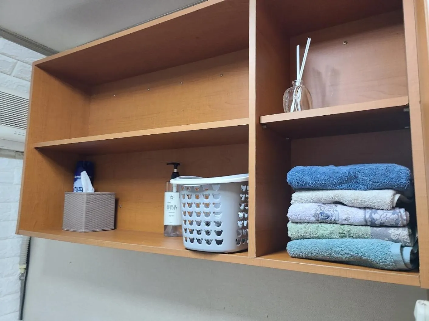 Male-Only Single Room In Seoul, Quiet, Convenient Access To Anywhere In Seoul, Great View, Good Value, Shared Kitchen, Randomly Assigned
